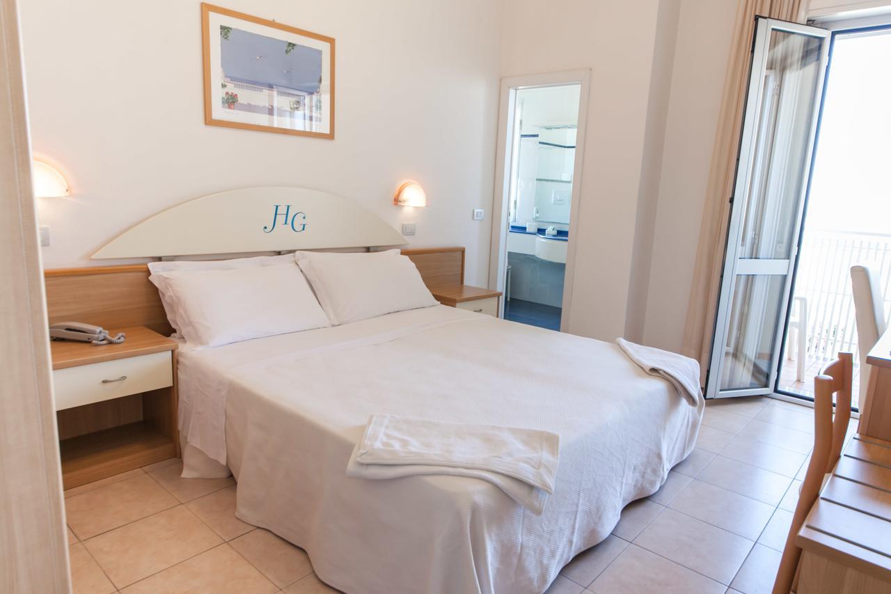 Hotel Gabbiano Cattolica Eksteriør billede