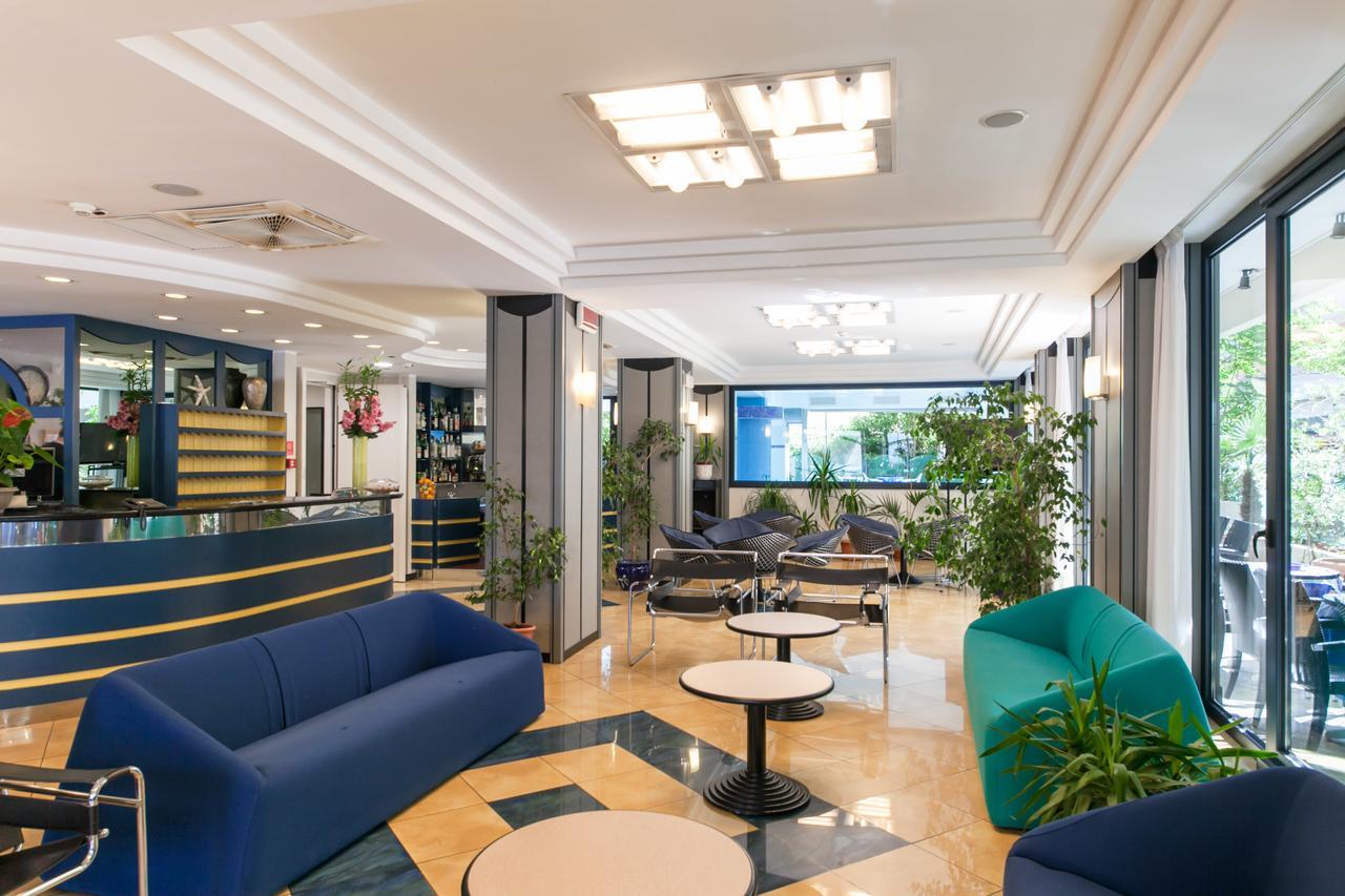 Hotel Gabbiano Cattolica Eksteriør billede